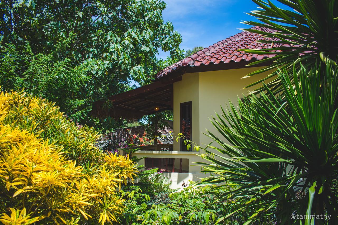 Bara Beach Bungalows Bira Extérieur photo